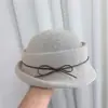 Elegante Sombrero de Estilo Francés Inspirado en Hepburn para Mujer, Versátil Sombrero de Pescador de Verano, Estilo Aristocrático Vintage, Sombrero de Pescador con Borde Enrollado, Nuevo