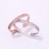 Moda europea y americana triangular geométrico simétrico con apertura en forma de C, pulsera, tendencia, joyería de personalidad, fabricantes de origen