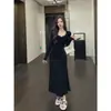 Vestido-Casaco Plissado Torcido Estilo Celebridade para Mulheres no Outono e Inverno, Cintura Plissada para um Visual Emagrecedor e Lindo Elegante com Saia Longa por Dentro