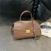 2026 Nuevo Bolso Versátil Repujado de Hombro Único Bolso Cuadrado Pequeño de Lujo Ligero Bolso Cruzado de Moda Transfronterizo