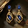 Pendientes Asimétricos de Pedrería Retro Moda Europea y Americana Elegantes con Estilo Nicho Pendientes de Alta Gama para Mujer