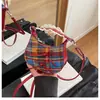 Diseño Personalizado de Cuadros Moda Casual Retro Nuevo Estilo Invierno 2025 Estampado de Leopardo Bolso Cruzado para Hombro de Mujer de Moda