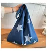 Bolsa Retro Americana para Mulheres 2025 Nova Moda de Nicho de Inverno Bolsa de Ombro Versátil Bolsa Tote Grande Capacidade para o Dia a Dia