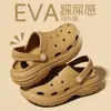 Zapatos Novedosos 2026 con Agujeros tipo Nube para Mujer, Sandalias Cerradas Cómodas de Suela Gruesa Antideslizantes de Verano para Uso en Exteriores