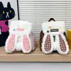 Mochila Nova Color Block com Tema de Coelho para Menina, Mochila Escolar Fofa com Retalhos Xadrez, Bolsa Transversal Peluda com Orelhas, Mochila de Pelúcia
