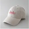 Gorra de Béisbol Nueva de Primavera con Bloques de Color y Letras 3D para Hombres y Mujeres, Estilo Pareja, Moderna, Sencilla, Casual, Versátil, Gorra de Pico Tendencia