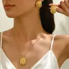 Set de Collares Versátil de Moda Francesa Retro de Nicho de Venta Caliente Transfronteriza para Mujer, Sencillo, Floral, Geométrico, Rayado