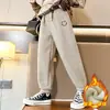 A886 Pantalones Casuales de Invierno de Terciopelo de una Sola Pieza para Niños y Niñas Estilo Occidental Moda para Niños Medianos y Grandes Forrados de Polar Engrosados Largos Modernos