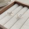 Aretes de Moño Dulce de Plata Esterlina S999 para Mujer Aretes de Plata Elegantes de Lujo Ligero Sentido Avanzado Perforación de Oreja Joyería para la Oreja