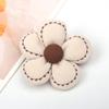 Otoño e Invierno estilo coreano conejo flor de cinco pétalos relleno de algodón bordado pajarita diy tocado flor accesorios de joyería accesorios de ropa