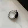Anel Aberto Pedra da Vesícula Preto Único Europeu e Americano para Mulheres, Design de Nicho de Luxo Leve de Alta Qualidade, Joia de Anel para Dedo Indicador Vintage