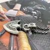 Plata de Ley s925 Flecha Personalizada Tendencia Vintage Hacha King Kong Colgante de Plata Tailandesa Estilo Europeo y Americano para Hombre