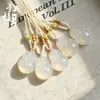 Directamente del fabricante: Collar con Colgante de Ágata Blanca Calcedonia Tipo Hielo, Hebilla de Paz Buda Guanyin Maitreya, Amuleto con Forma de Hoja al por Mayor