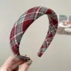Faixa de Cabelo Xadrez Retrô Estilo Francês para Mulheres, Faixa de Cabelo com Coroa Alta e Laço Sofisticado, Acessório de Cabelo Estilo College