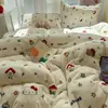 Juego de Cuatro Piezas Engrosado de Leche Polar Invierno Clase A Gato Dibujo Animado Femenino Manta de Coral Polar Juego de Tres Piezas Cálido para Dormitorio