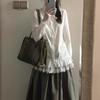 Camisa de Cuello Blanco para Mujer Diseño de Primavera Costuras Encaje en el Bajo Manga Larga Suelta Dulce Estilo Universitario