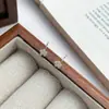 Pendientes de Flor Fresca de Verano de Plata Pura S999 para Mujer, Pequeños y Dulces, Versátiles para el Trabajo, Amigables con los Oídos, Venta al por Mayor