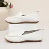Sapatos mocassins flat retrô transfronteiriços, nova coleção de outono 2026, confortáveis e disponíveis em tamanhos grandes, mocassins fáceis de calçar para mulheres