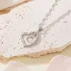 Tohm Diseño Elegante Colgante de Cobre Incrustado con Diamantes Collar Hueco Versátil Collar para Celebridades de Internet Cadena de Acero Inoxidable Estilo Único para Mujer