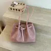 Bolsa Feminina de Ombro Único Nova Coleção Primavera/Verão 2026 Textura Trançada Temperamento Simples Bolsa de Axila Bolsa Tote de Alta Qualidade para o Trabalho