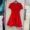 Vestido Estrecho de Estilo Europeo y Americano Niche Nanyou Diseño Niche Vestido Corto Ceñidor de Cintura