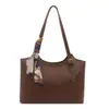 Bolso Tote para Mujer 2026 Retro Nuevo Versátil Hombro Bolso de Viaje de Negocios Moda Retro de Nicho Tendencia Bolso de Axila