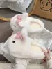 Pantuflas de algodón con diseño de conejito, estilo dulce y fresco para niña, colección otoño/invierno 2026, estampado de leopardo con lazo, zapatos peludos versátiles sin cordones para usar en exteriores