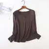 Camiseta de manga larga para mujer, nuevo estilo primavera y otoño, moderna y versátil, camiseta básica de modal, corte ajustado, top escote en V adelgazante, a la moda