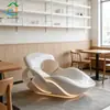 Silla de composite de fibra de vidrio con diseño retorcido hueco, silla artística, asiento icónico para plazas, taburete escultórico decorativo de estilo moderno