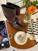Botas de Tacón Bajo Cuadrado a Media Pantorrilla 2026 Otoño Invierno Nuevas Botas de Caballero de Tacón Alto para Mujer Color Sólido Tubo Recto