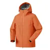 Jaqueta Softshell de Primavera e Outono Feita Sob Medida à Prova de Vento e Impermeável com Capuz para Montanhismo ao Ar Livre Casaco Quente Tendência com Impressão de Logo