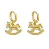 Pendientes Zodiacales de Caballo Hielo Triturado Dorado para Mujer, Accesorios para Orejas Súper Elegantes, Aretes de Botón, Modelo Nuevo de Invierno 2025 Más Vendido con un Toque de Lujo