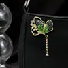 Broche de Mariposa con Borlas de Gotas de Agua Incrustadas de Diamantes Transfronterizo Europeo y Americano Broche Anti-deslizamiento para Chaqueta de Traje Cardigan Corsage de Lujo Ligero