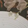 Brincos de tarraxa elegantes Dongdaemun Coreia do Sul feminino agulha de prata S925 pingente de laço totalmente cravejado de diamantes brincos de luxo leve