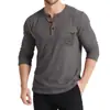 Roupas Masculinas Transfronteiriças Outono e Inverno 2026 Camisa Henley de Manga Longa Camiseta Retrô Masculina Europeia e Americana Top com Bolso de Três Botões
