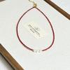 Collar de Perlas de Cristal Rojo Acero de Titanio Plata Rota Collar de Perlas de Agua Dulce Regalo para Mujer Este Año Cadena de Lana de Año Nuevo