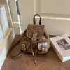 Mochila da Moda Popular de Alto Valor 2026 Novo Estilo Outono Inicial Grande Capacidade Casual Estudante Bolsa Escolar Bolsa de Mão para Viagem