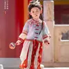 Nuevo Conjunto de Dos Piezas con Mangas Largas y Adornos Dorados Estilo Dinastía Tang Hanfu para Niñas, Celebridad de Internet, Primavera/Verano/Otoño 2026