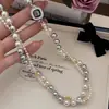 Hebilla cuadrada de fritillaria microincrustada collar de perlas Shijia de dos capas Cadena para clavícula apilada de color mixto de lujo ligero para mujer