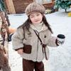Chaqueta de terciopelo para niñas Otoño e Invierno 2025 Nueva Estilo de dibujos animados para niñas pequeñas Suéter de lana grueso abrigado para bebé Cárdigan