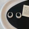 Aros de Oreja de Moda 2023 con Cierres de Rosca para Mujer, Latón Oro de 18K, Estilo Minimalista Metálico Dulce y Fresco, Diseño de Nicho
