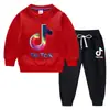 Conjunto de Sudadera para Niños Otoño/Invierno 2026, Nuevo Modelo Elegante para Niños Mayores, Forro Polar y Engrosado para Calor, Conjunto de Invierno de Manga Larga