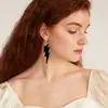 Pendientes Cruzados Europeos y Americanos de Acrílico Geométrico Fluorescente Estrella de Cinco Puntas Rayo Pequeño con Ganchos para Oreja Pendientes Elegantes para Fiesta de Señoras para Mujeres