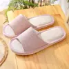 Pantuflas de Lino para Cuatro Estaciones en Casa de Huéspedes, Pantuflas Rayadas Antideslizantes Silenciosas de Eva para Interiores para Mujeres y Parejas, Venta al por Mayor desde el Fabricante