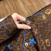 2026 Tejido de Seda de Hielo y Nieve de Alta Densidad Estampado de Leopardo Estampado de Estrellas Pijama para Mujer Otoño Nuevo Conjunto Casual para el Hogar