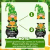 St al aire libre. Señales para estaca de jardín del Día de San Patricio con estacas, decoraciones para césped, señales de estaca de trébol de tres hojas