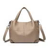 Bolsa de Ombro Única Feminina para o Dia a Dia Estilo de Rua Bolsa de Mão em Couro PU Bolsa Elegante para o Trabalho Bolsa Transversal Multifuncional