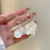 Pendientes Redondos Huecos de Acrílico Estilo Francés Pétalo, Pendientes Únicos Minimalistas de Nicho, Pendientes Ligeros de Lujo de Alta Gama para Mujer