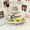 Soporte de exhibición de escritorio para figuras, caja de almacenamiento multi-compartimento, estante de exhibición para muñecas, estante de almacenamiento de cajas sorpresa de varios niveles, color sólido