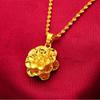 Collar con colgante de corazón de amor en forma de corazón de Vietnam Sand Gold, serie "Melocotón", collar de clavícula con corazón de melocotón, chapado en oro y latón para mujer.
